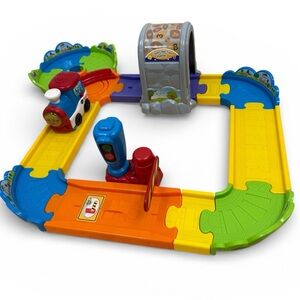 Go! Go! Smart Wheels Choo-Choo Train Track Play-set - Like NEW Ages 1 - 5